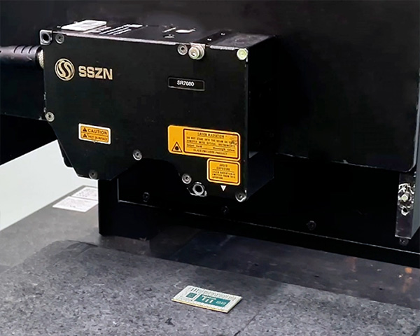 Laser Profiler for BGA Package Solder Ball Flatness