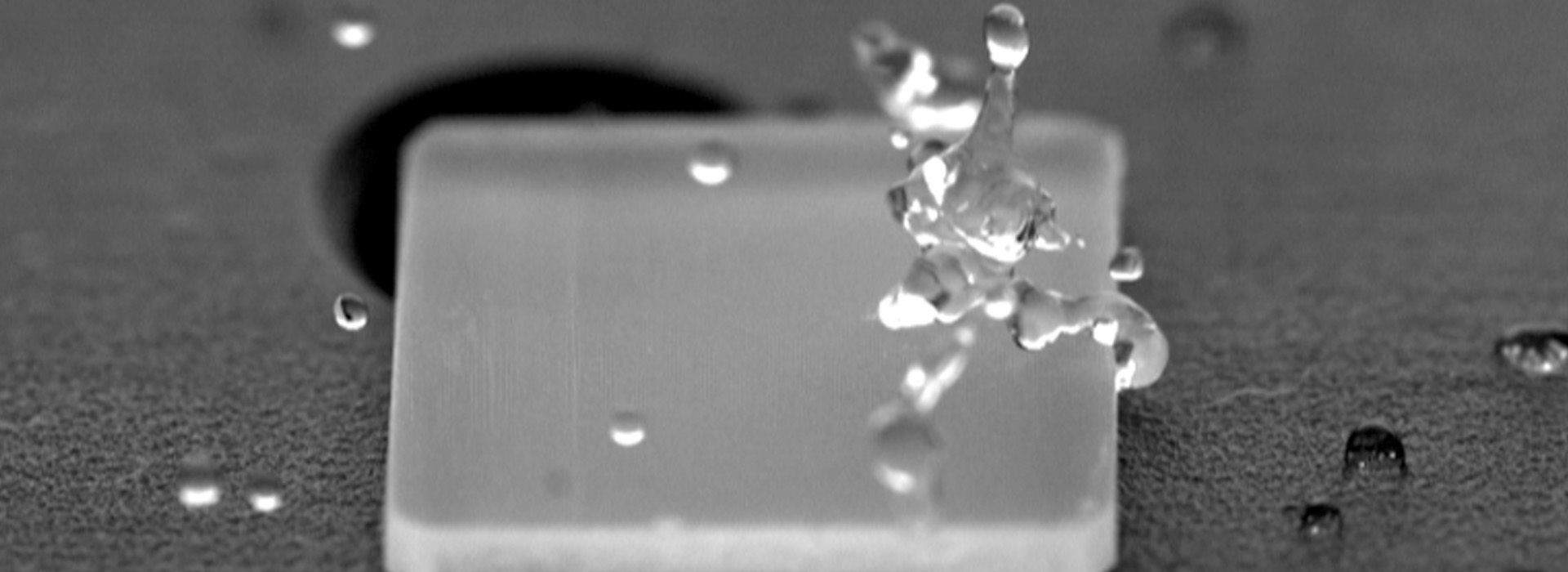 Observation of Material Hydrophobic Properties