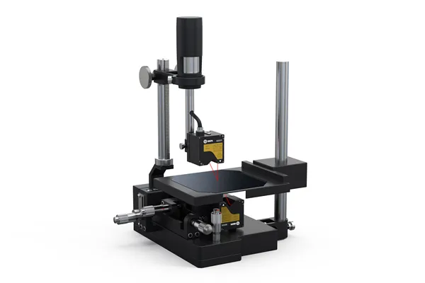 Silicon Wafer Thickness Consistency Detection with Laser Displacement Sensor